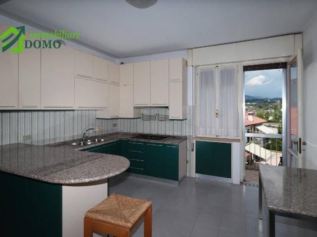 Appartamento in affitto a Zugliano, Veneto