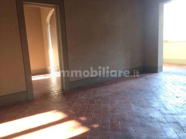 Appartamento in affitto a Cascina, Toscana