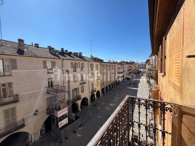 Appartamento in affitto a Centro Storico, Piemonte