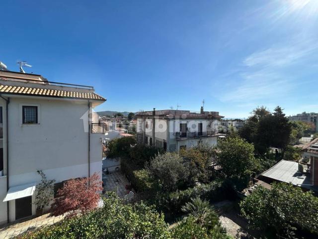 Appartamento in affitto a Gianola, Formia