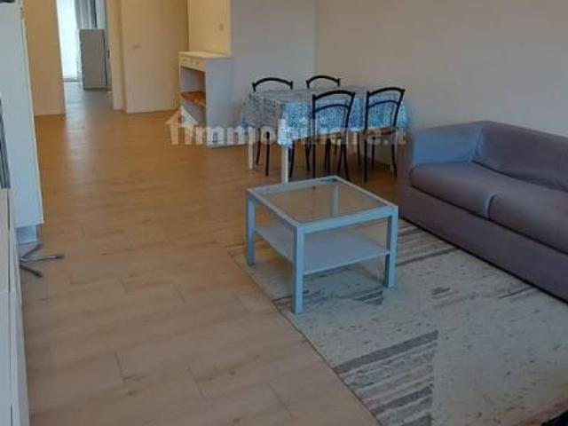 Appartamento in affitto a Municipio 9, Milano