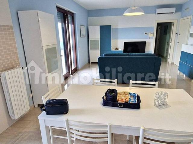 Appartamento in affitto a Puglia, Barletta-andria-trani