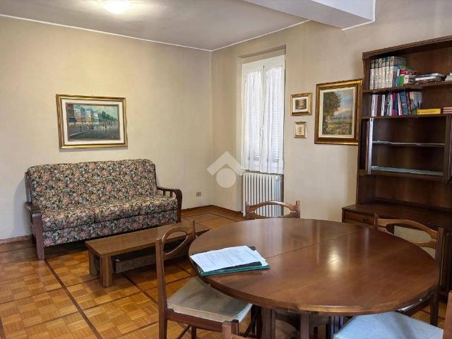 Appartamento in affitto a Vistarino, Lombardia