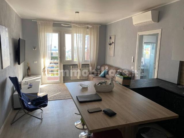 Appartamento in affitto a Marina di Massa, Marina Di Massa