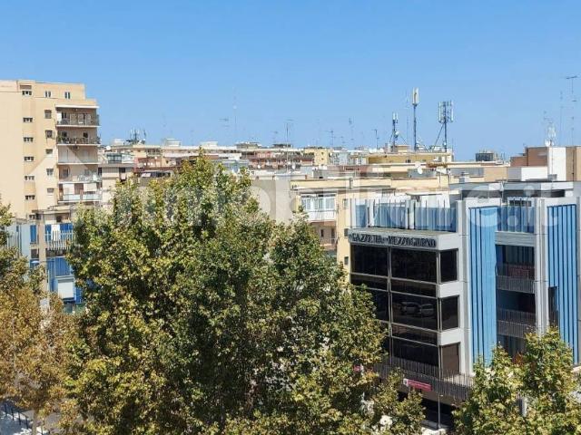 Appartamento in affitto a Municipio 1, Puglia