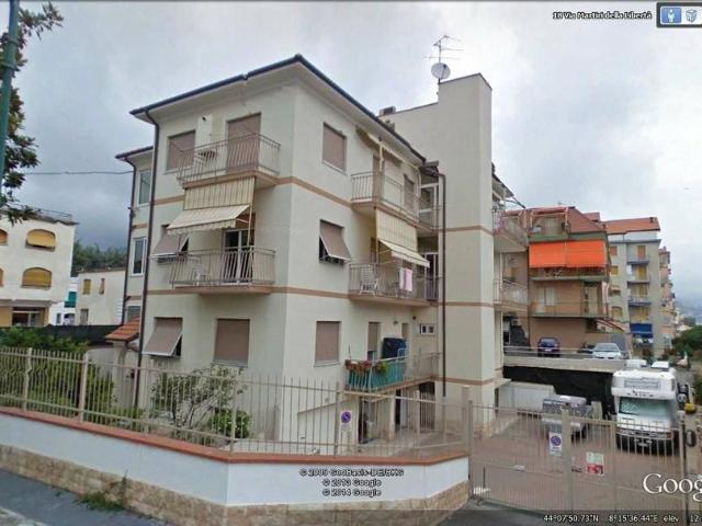 Appartamento in affitto a Borgo Castello, Loano