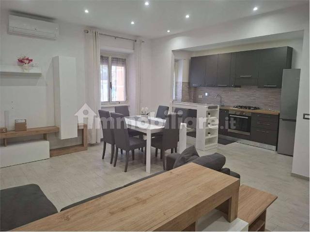 Appartamento in affitto a Centro Storico, Frosinone