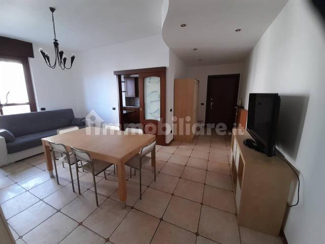 Appartamento in affitto a Rodigo, Lombardia