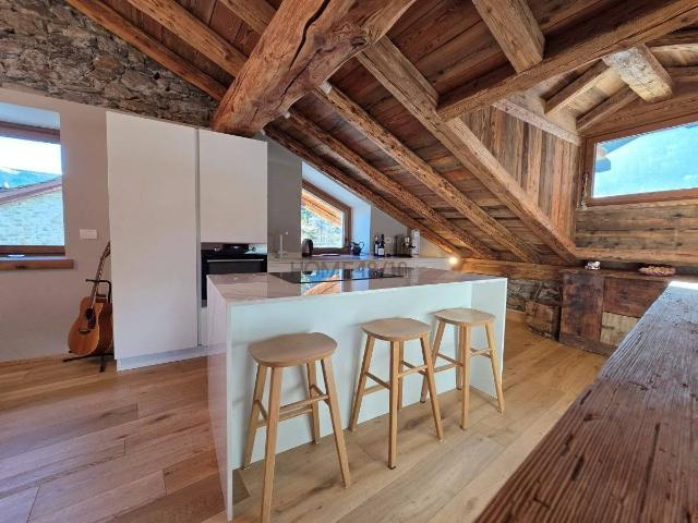 Appartamento in affitto a Courmayeur, Aosta