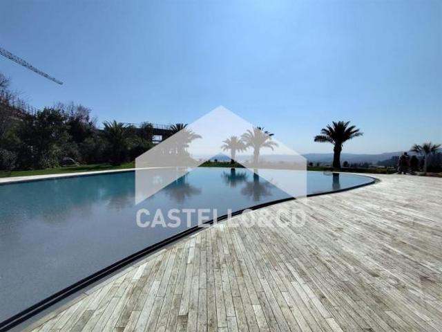 Villa Indipendente in vendita a Padenghe Sul Garda, Lombardia