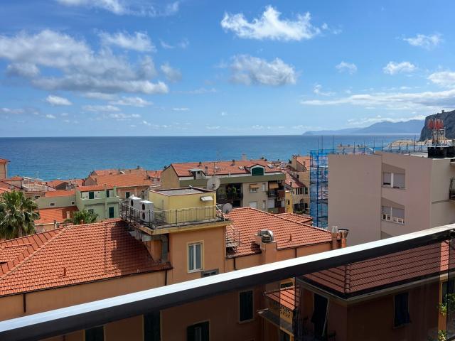 Appartamento in affitto a Finalmarina, Finale Ligure