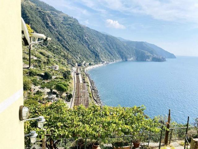 Appartamento in vendita a Case Pianca, Vernazza