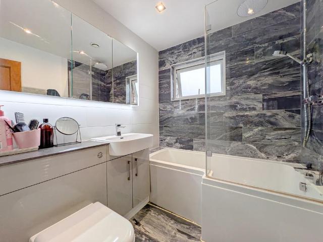 House for rent in Kidbrooke, Greater London