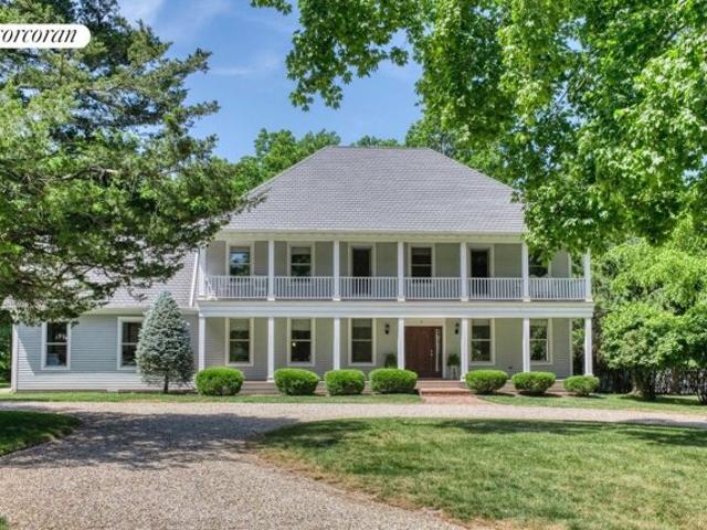 House for sale in Shelter Island