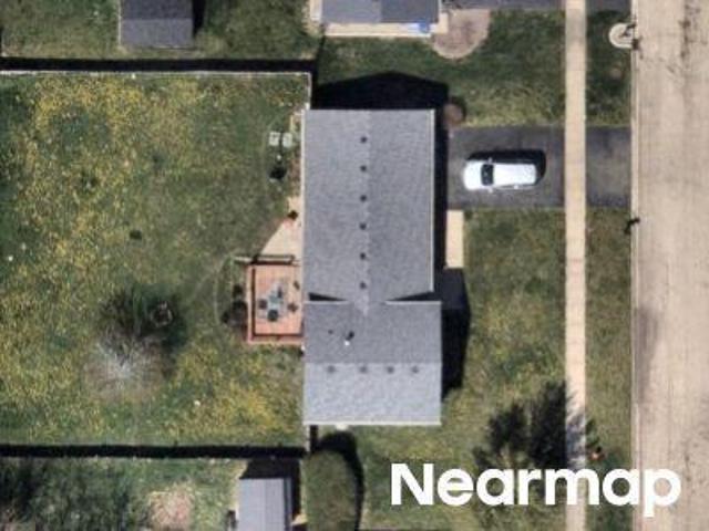 House for sale in Dekalb, Illinois