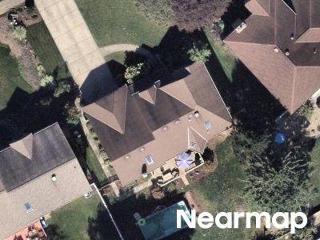 House for sale in North Olmsted, Cuyahoga County