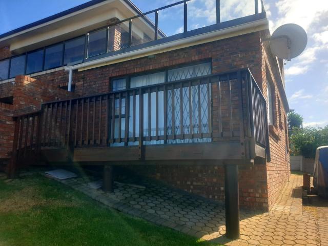 Apartment for rent in Danabaai, Garden Route District Municipality