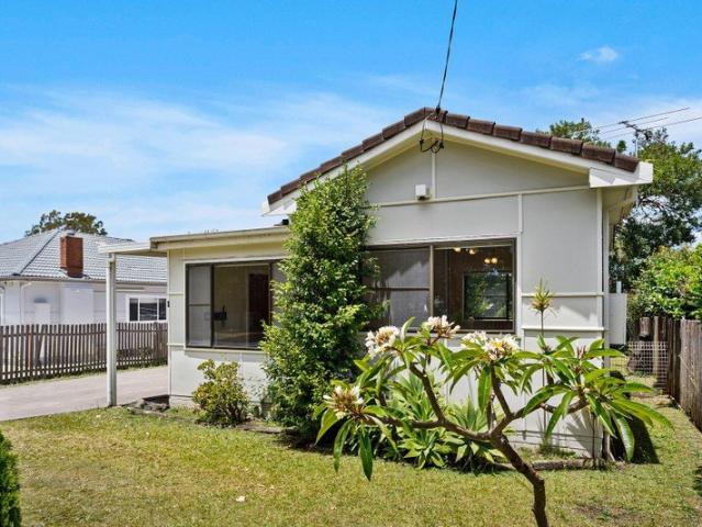 House for rent in Wollongong West, New South Wales