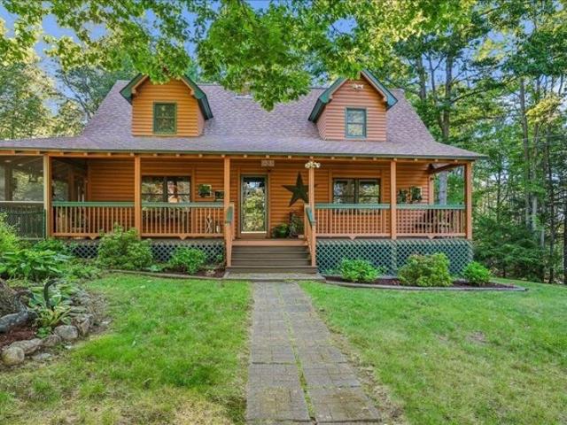 House for sale in New Hampshire