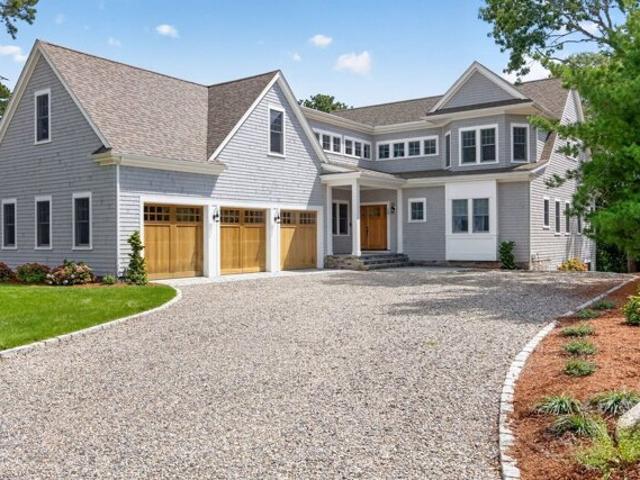 House for sale in Mashpee Neck, Mashpee