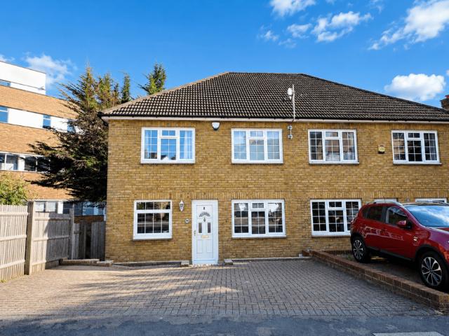 House for rent in Potters Bar, Hertfordshire