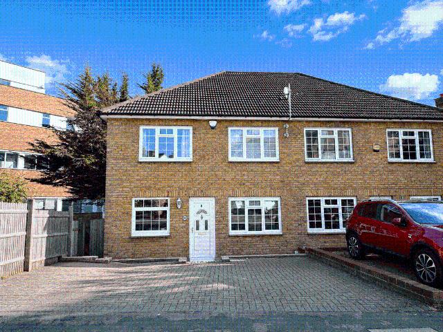 House for rent in Potters Bar, Hertfordshire