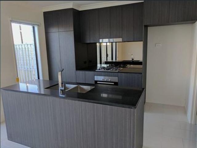 Townhouse for rent in Fernbrook, Queensland