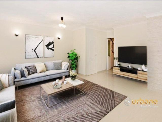 Townhouse for rent in Sydney, New South Wales