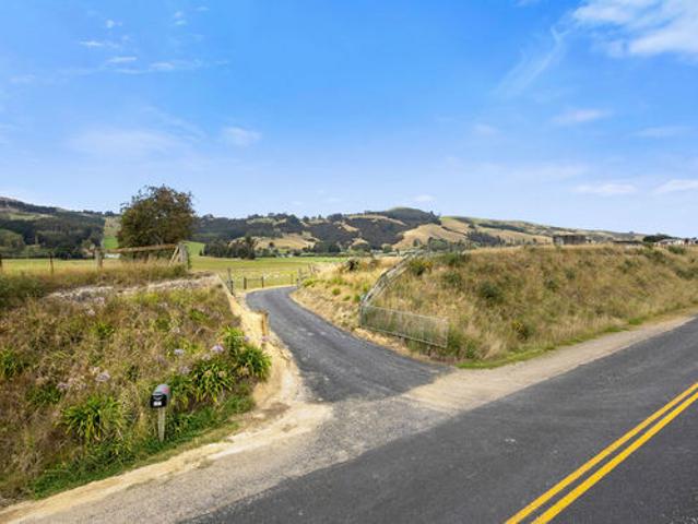 Property for sale in Otakou