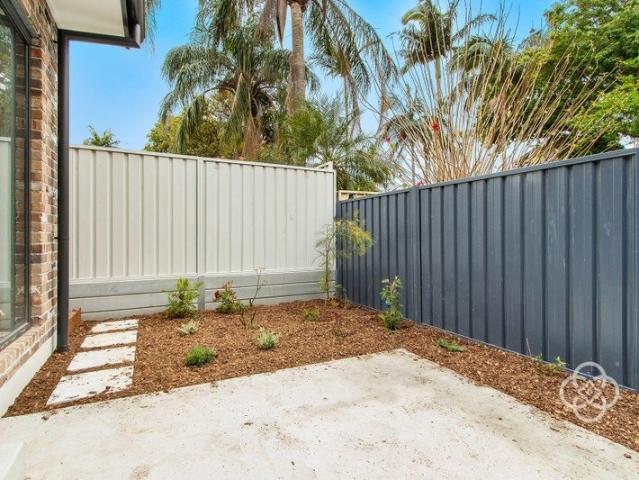 Townhouse for rent in Speers Point, Newcastle-Maitland