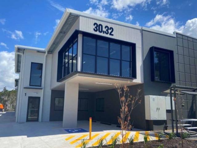 Warehouse for rent in Kings Creek, Queensland