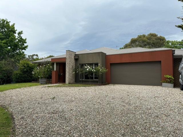 House for rent in Macedon, Shire of Macedon Ranges