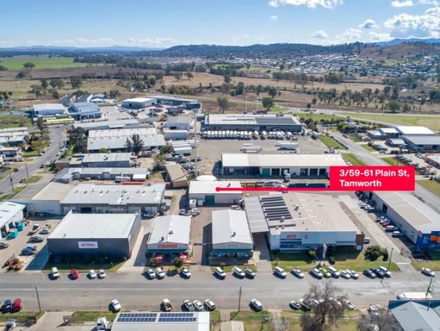 Warehouse for rent in Piallamore, New South Wales