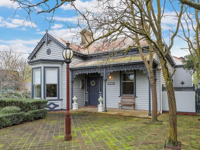 House for sale in Mortlake, Victoria