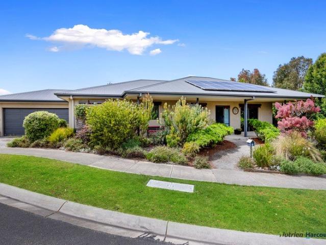House for sale in Alexandra, Victoria