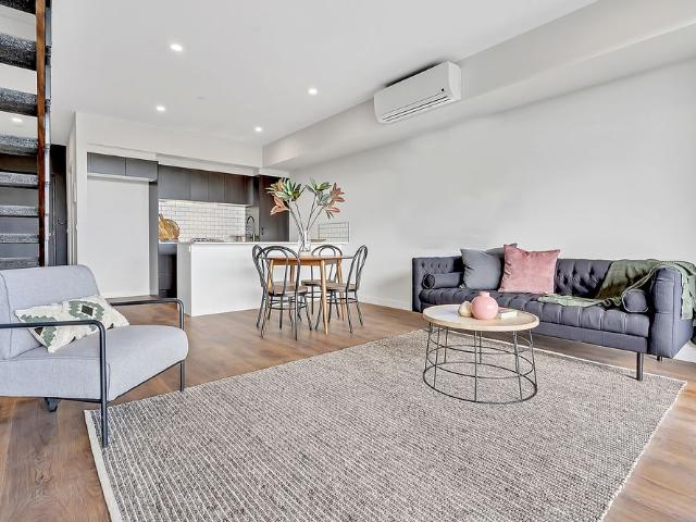 Townhouse for rent in Aston, Melbourne
