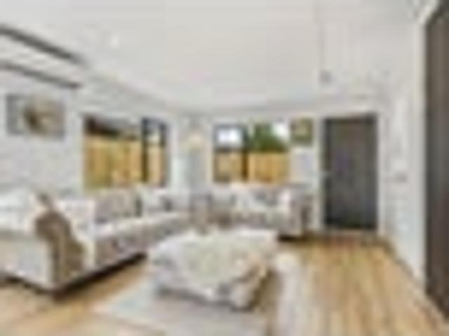 Townhouse for sale in East Tamaki