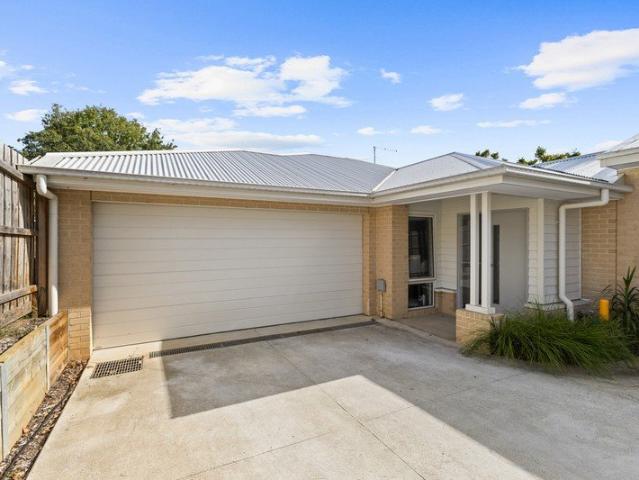 Apartment for sale in Drouin, Victoria