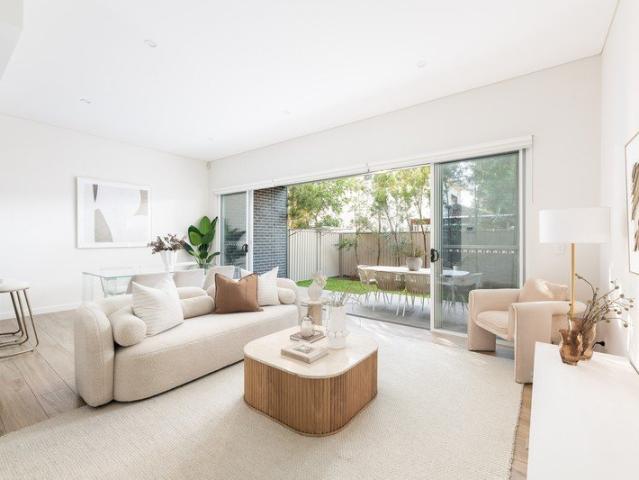 Townhouse for sale in Sutherland, New South Wales