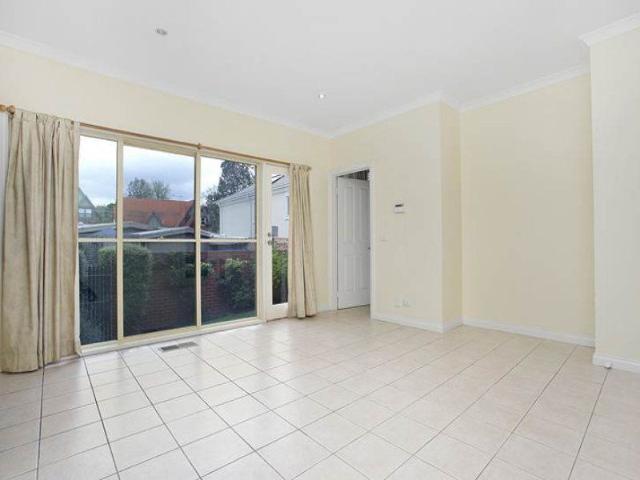 Apartment for rent in Hawthorn, Melbourne