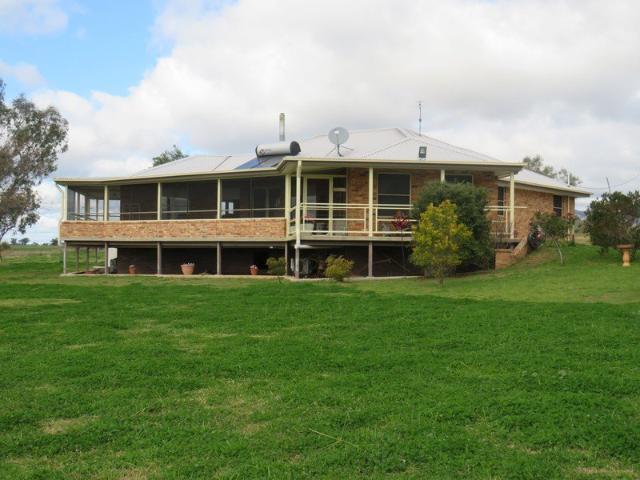 Cottage for sale in Piallamore, New South Wales