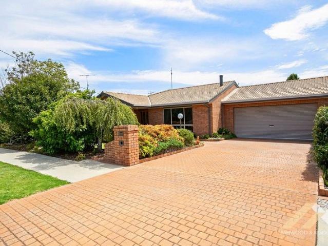 House for sale in East Bairnsdale, Victoria