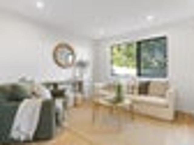 Townhouse for sale in Whangaparaoa, Oroua County
