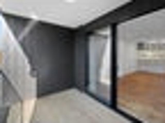 Townhouse for sale in Wairau Valley