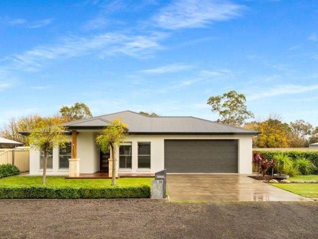 House for sale in Comaum, South Australia