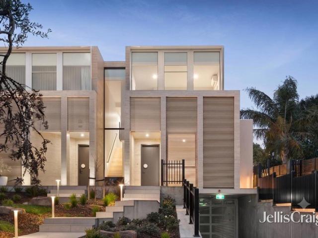 Townhouse for sale in Camerons Creek, Victoria