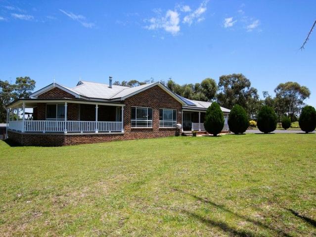 Cottage for sale in Inverell, New South Wales