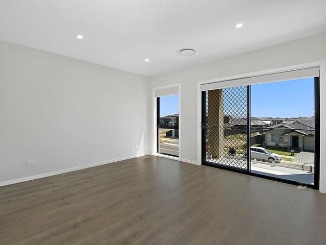 House for rent in Gregory Hills, Sydney