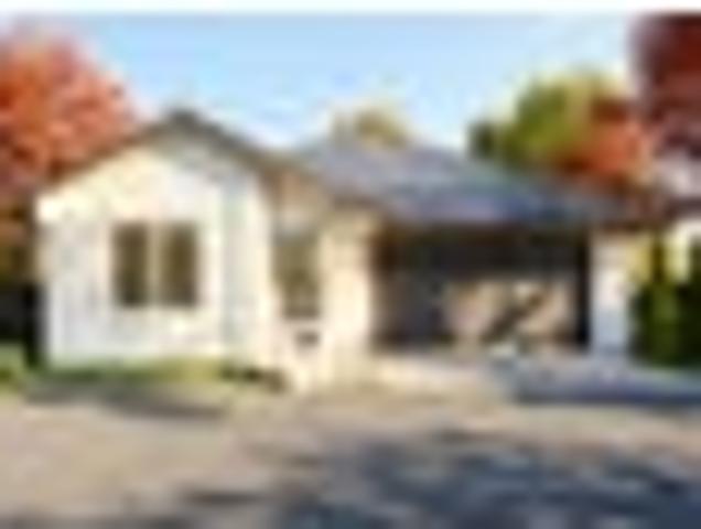 House for sale in Chaslands, Canterbury