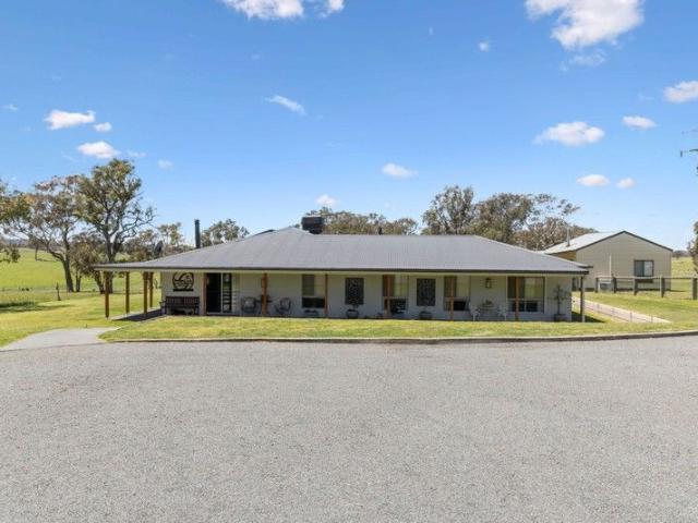 Cottage for sale in Goulburn, New South Wales